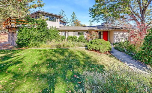 Maison à Ashland, Oregon, États-Unis 1