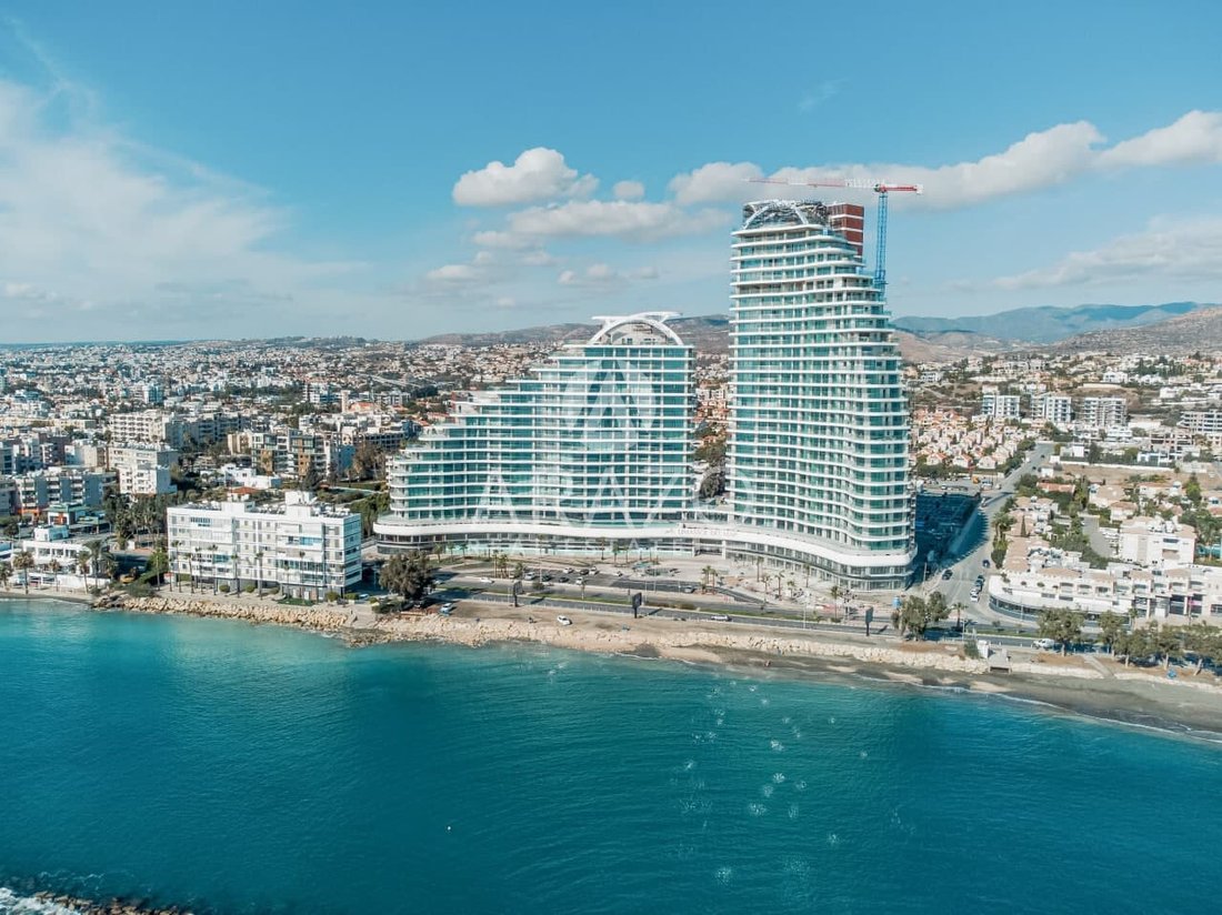 Appartamento a Germasogeia, Distretto di Limassol, Cipro 1 - 19142729