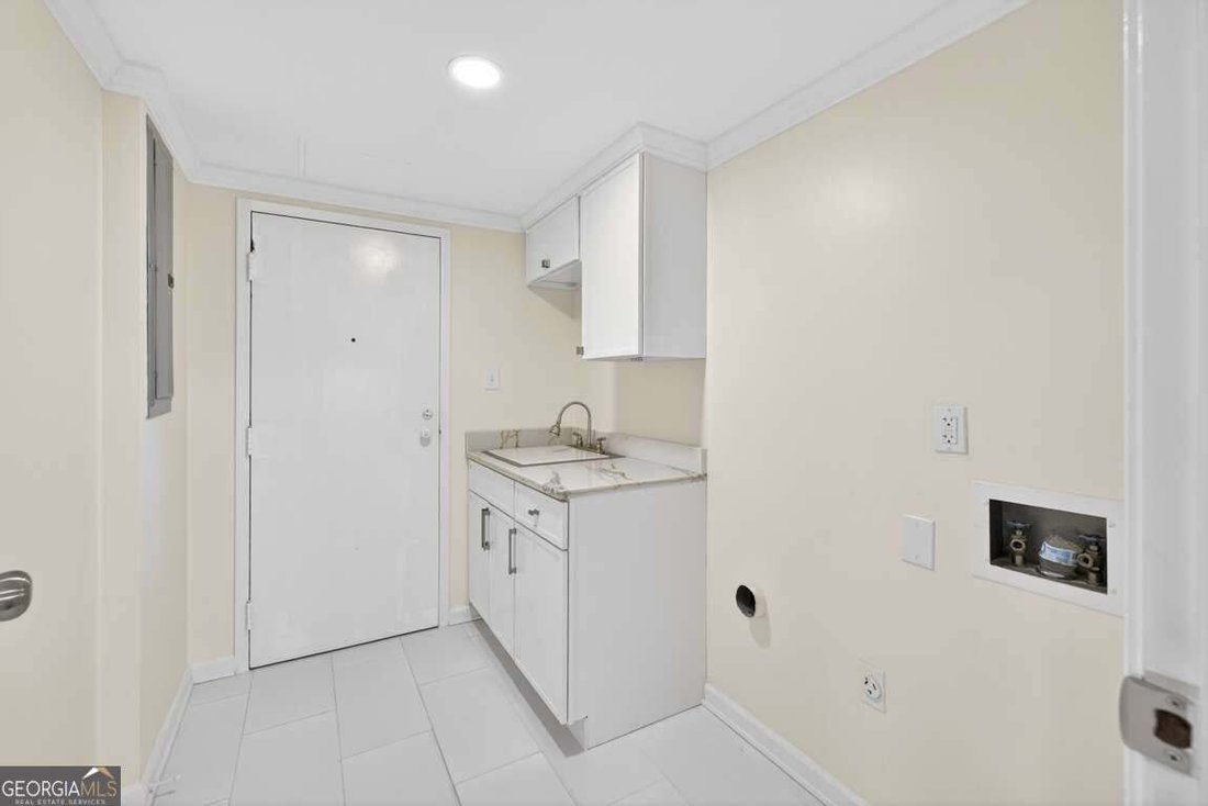 Condo in Atlanta, Georgia, United States 4 - 19142854
