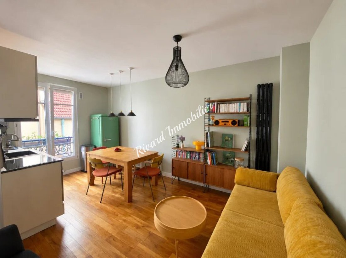 Apartment in Clignancourt-Jules Joffrin, Paris 18e Arrondissement, Paris 2 - 19143094