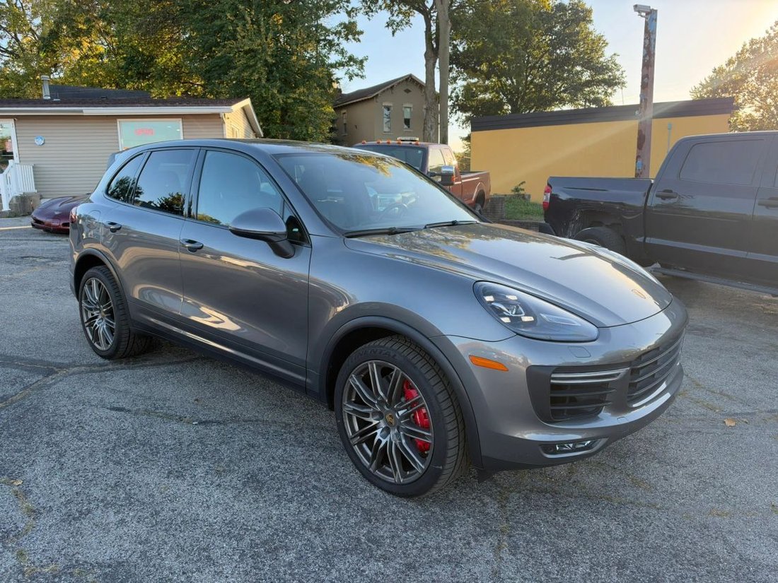 Suv in Lafayette, IN, United States 3 - 19141389