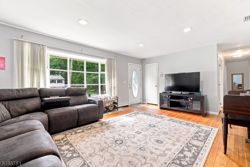 House in Oakland, New Jersey, United States 3 - 19139045
