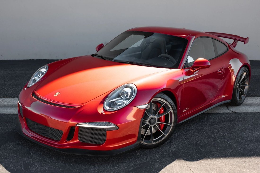 Coupe in Costa Mesa, CA, United States 2 - 19141397