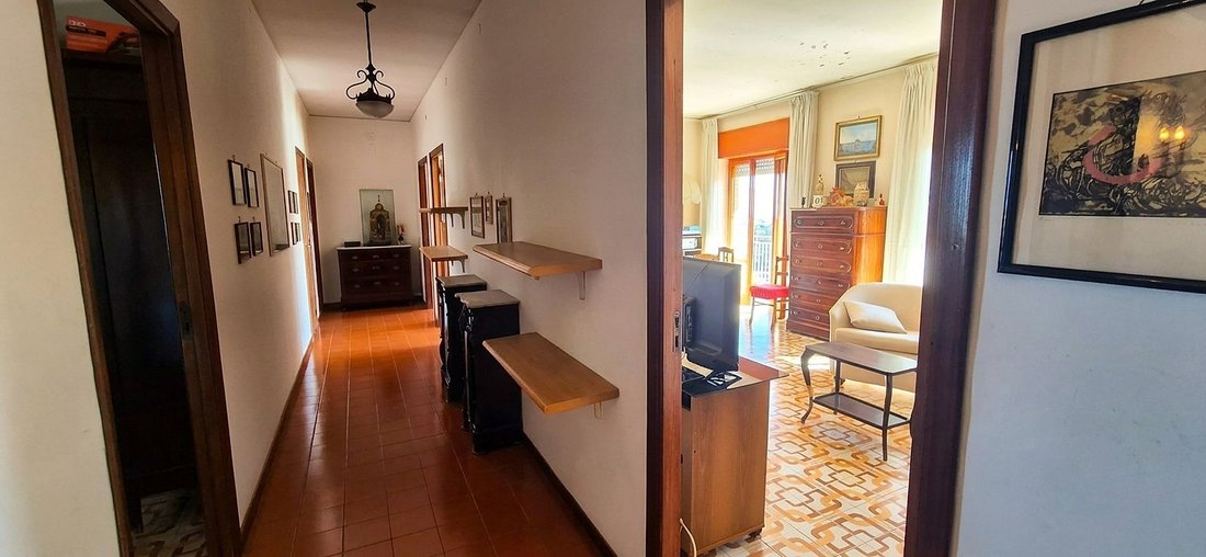 Apartment in Naples, Campania, Italy 5 - 19139447