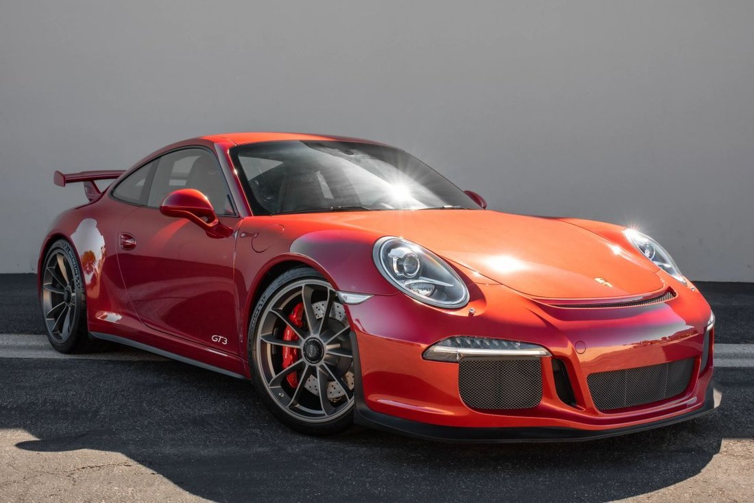 Coupe in Costa Mesa, CA, United States 5 - 19141397