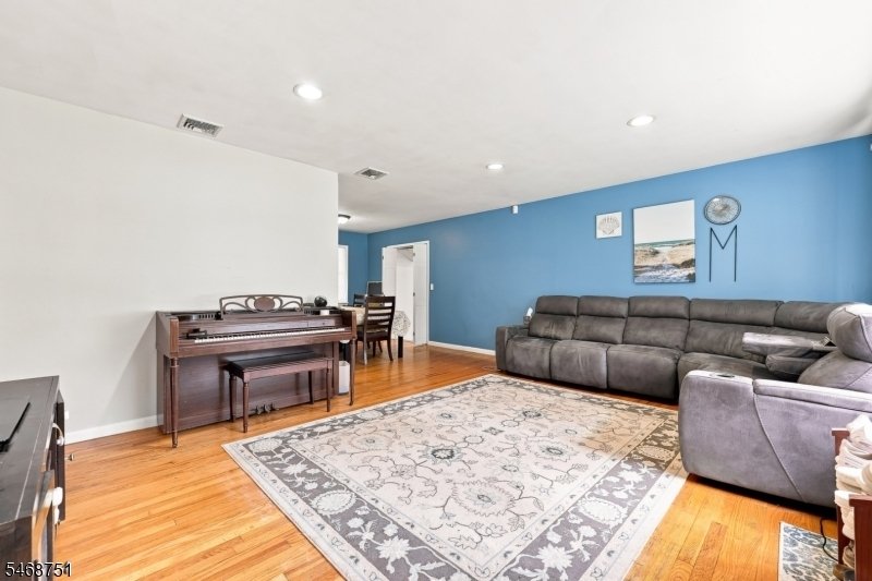 House in Oakland, New Jersey, United States 2 - 19139045