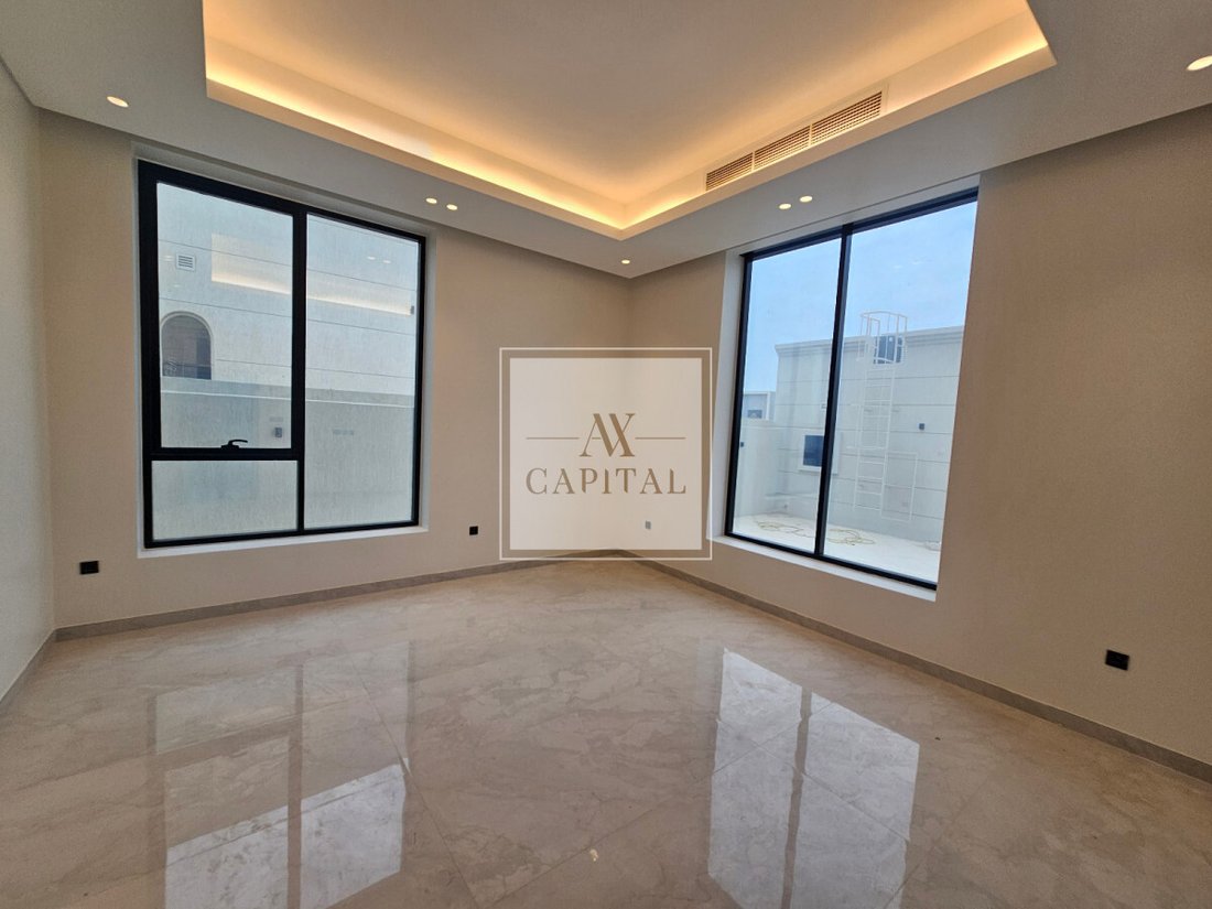 Villa in Al Awir, Dubai, United Arab Emirates 4 - 19142769