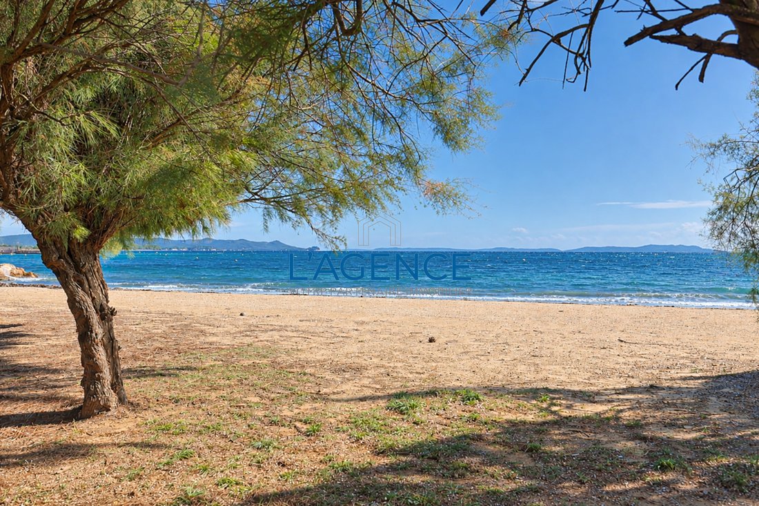 House in Hyeres, Provence-Alpes-Côte d'Azur, France 1 - 19140712