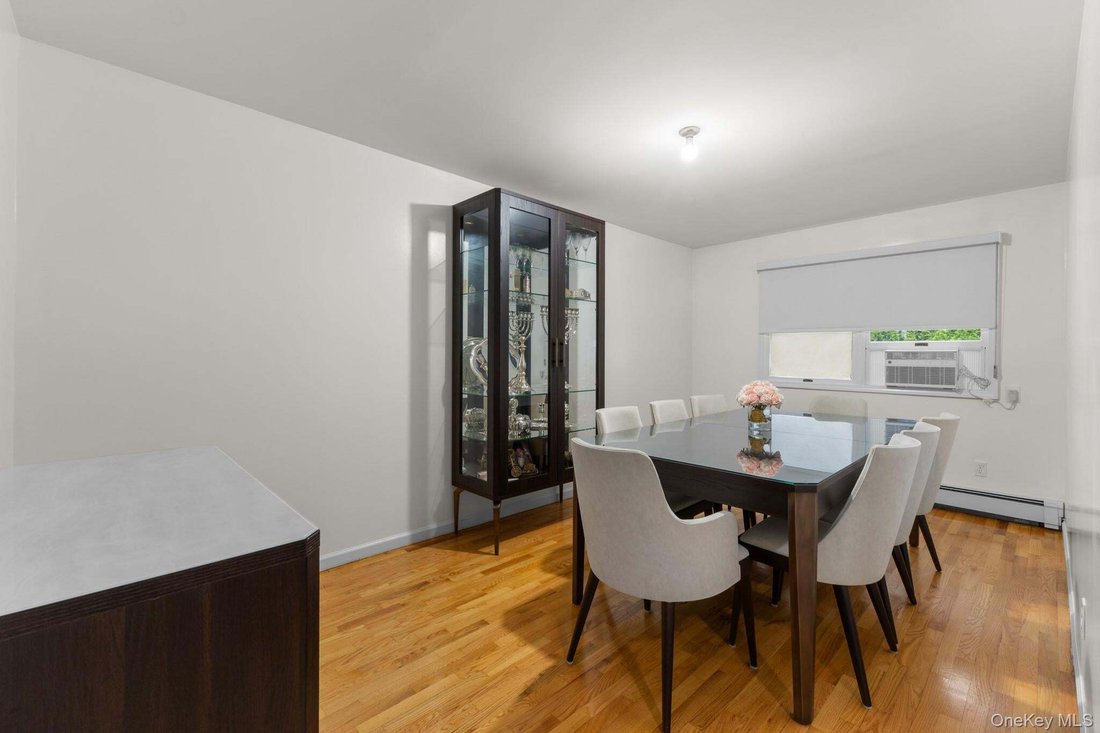 Condo in Airmont, New York, United States 5 - 19140051
