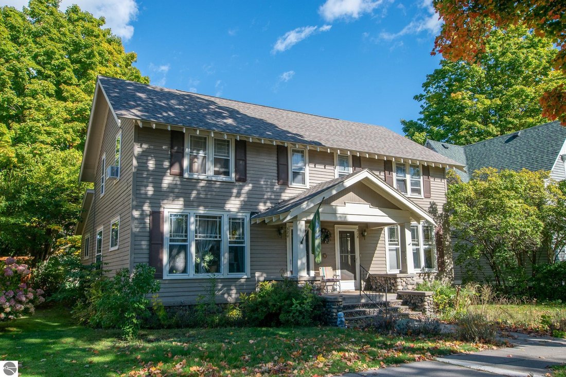 Garfield Township, Michigan, United States 1 - 19139680