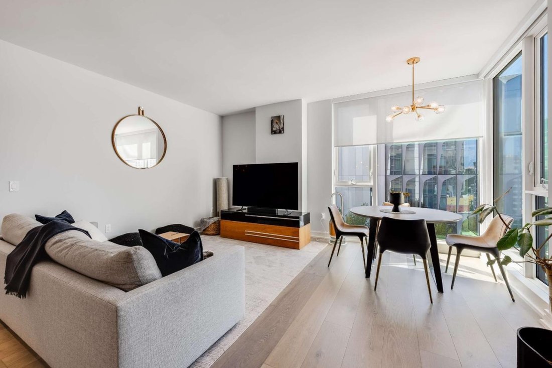 Condo in San Francisco, California, United States 5 - 19139768