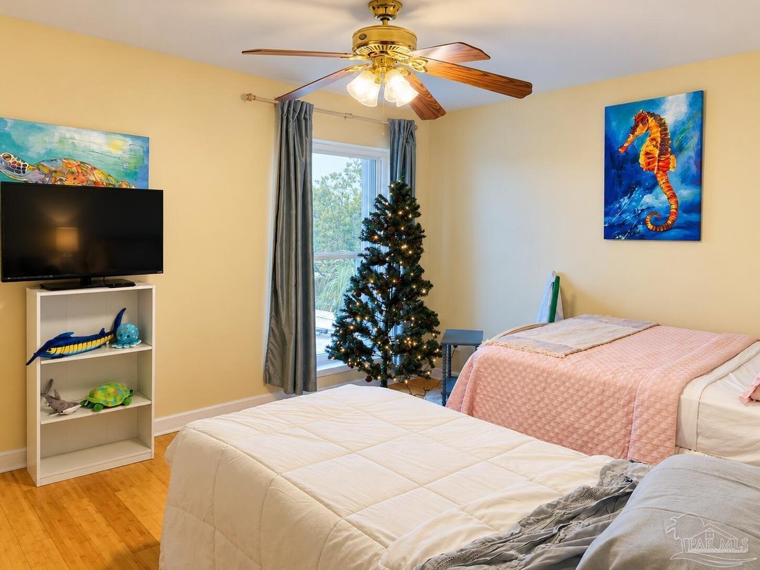 Townhouse in Pensacola, Florida, United States 3 - 19139475