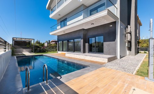 Villa in Side, Antalya, Turkey 1