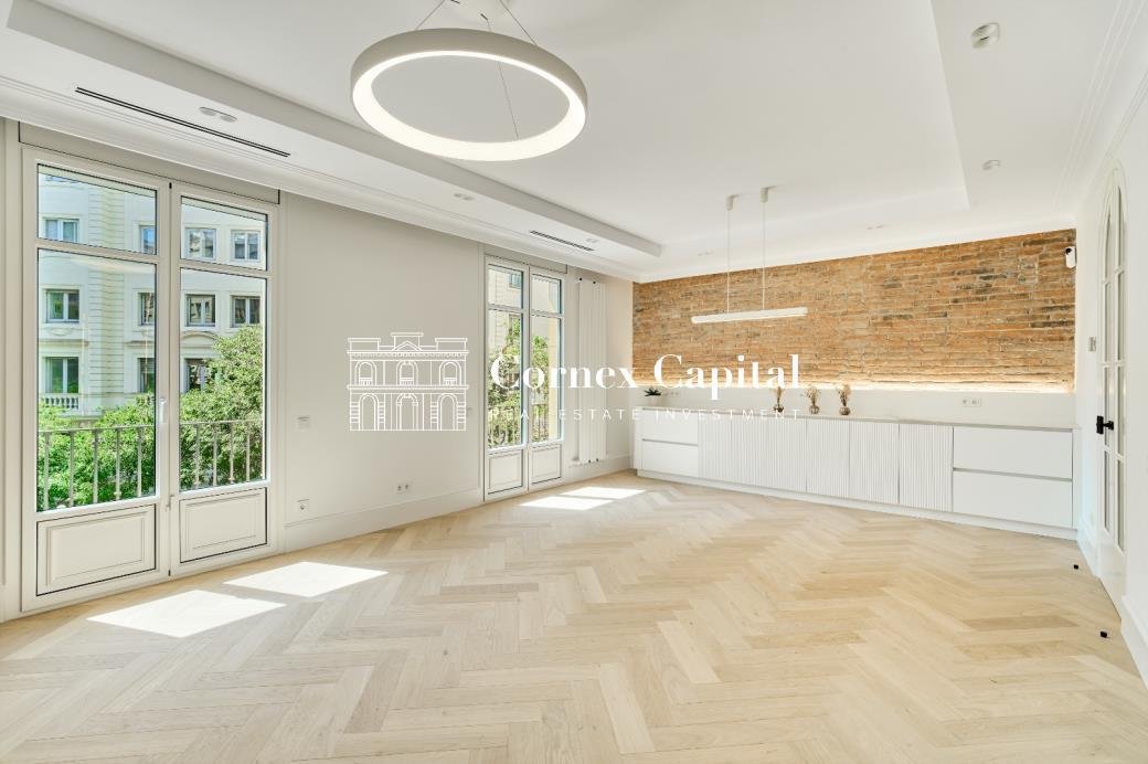 Apartment in Sarrià-Sant Gervasi, Barcelona, Spain 3 - 19143368