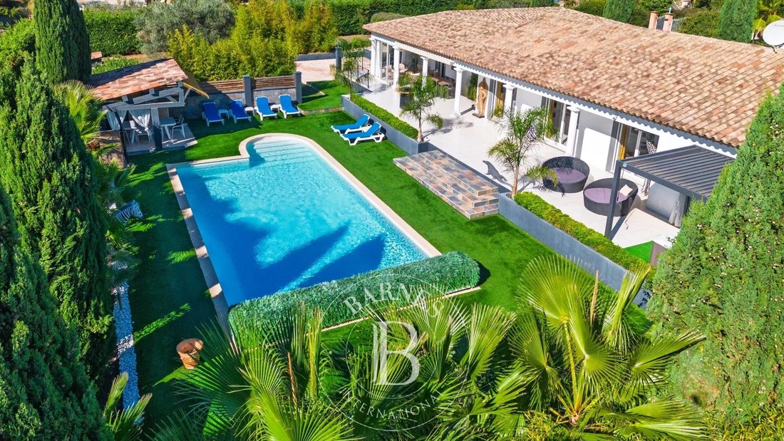 Villa in La Motte, Provence-Alpes-Côte d'Azur, France 1 - 19131065