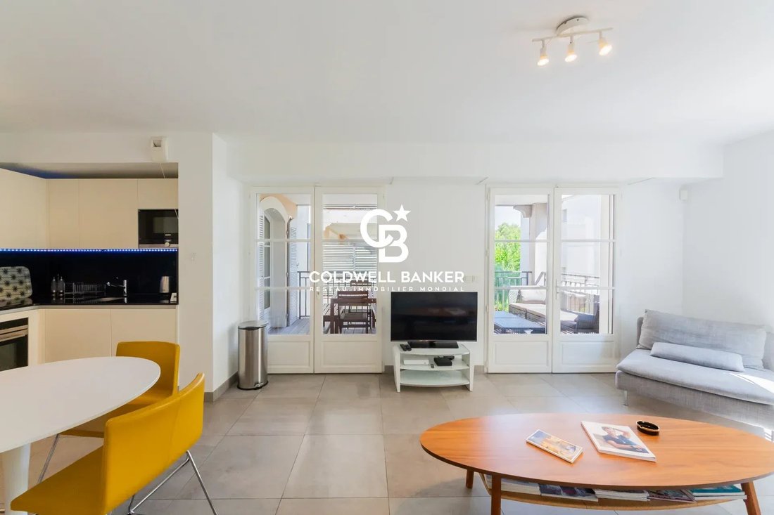 Appartement à Zone Est Diffuse, Saint-Tropez, France 3 - 19143215