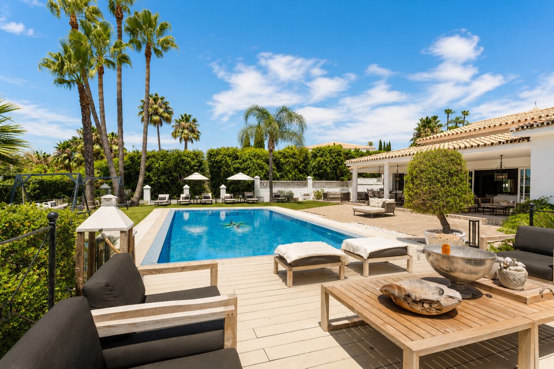 Villa en Nueva Andalucía, Marbella, España 3 - 19143442