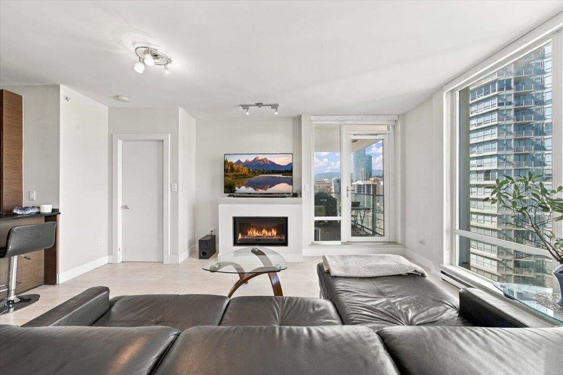 Condo in Vancouver, British Columbia, Canada 2 - 19143238