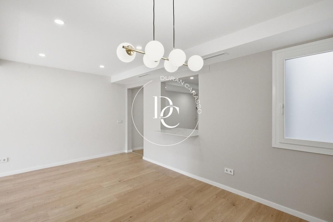 Apartment in Ciutat Vella, Barcelona, Spain 3 - 19143380