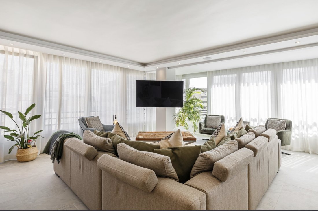 Apartment in Marbella, Andalusia, Spain 1 - 19143425