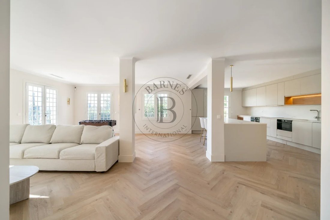 Villa in Mougins, Provence-Alpes-Côte d'Azur, France 4 - 19143341