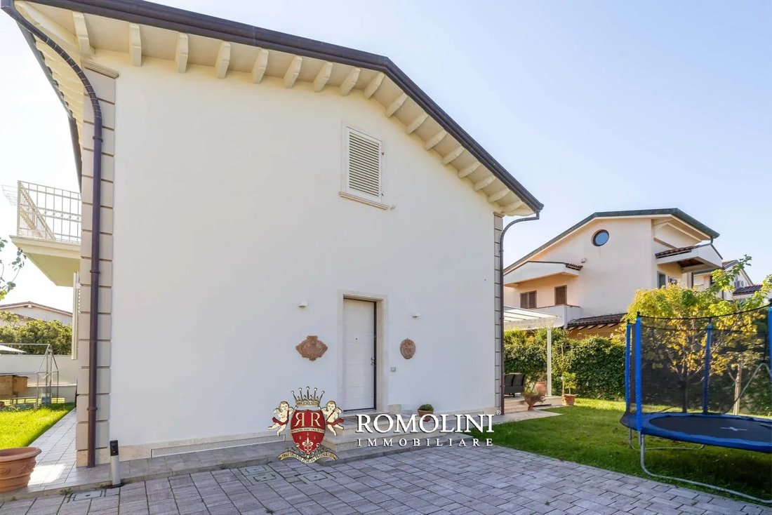 House in Centro, Forte dei Marmi, Tuscany 5 - 19143393