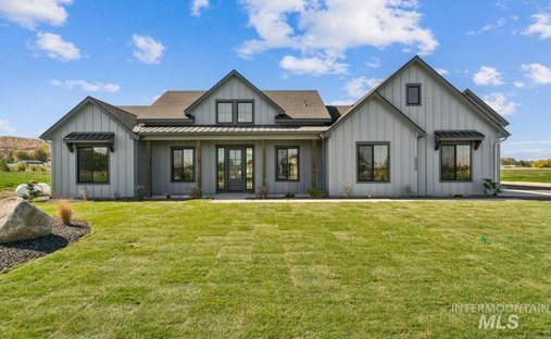 House in Emmett, Idaho, United States 1