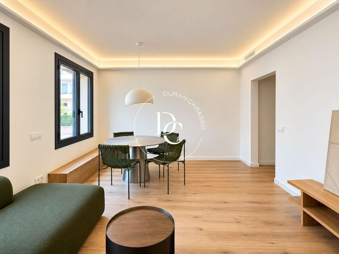 Appartamento a Eixample, Barcellona, Spagna 5 - 19143378