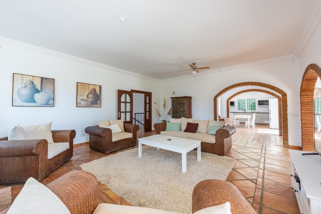 Villa in Estepona, Andalusia, Spain 5 - 19143419