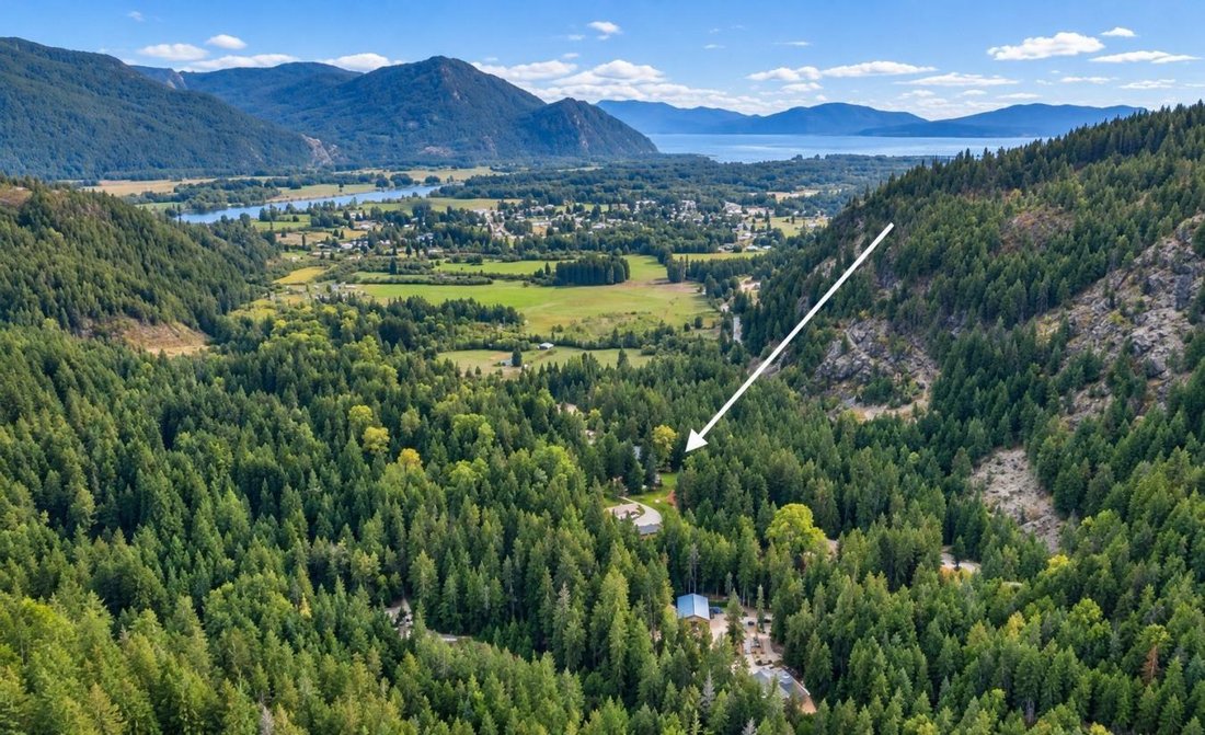 House in Clark Fork, Idaho, United States 1 - 19143139
