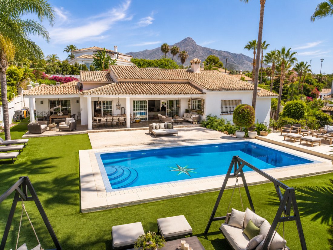 Villa en Nueva Andalucía, Marbella, España 1 - 19143442