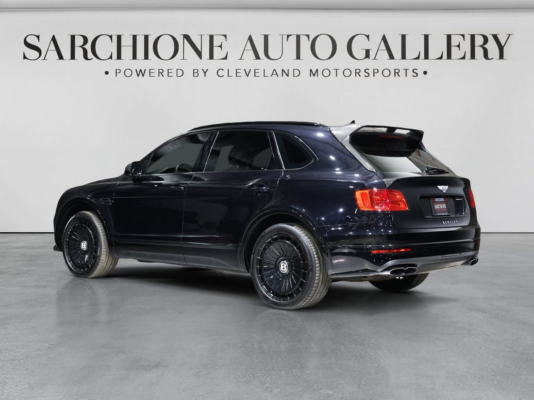 Suv in Canton, OH, United States 3 - 19143364