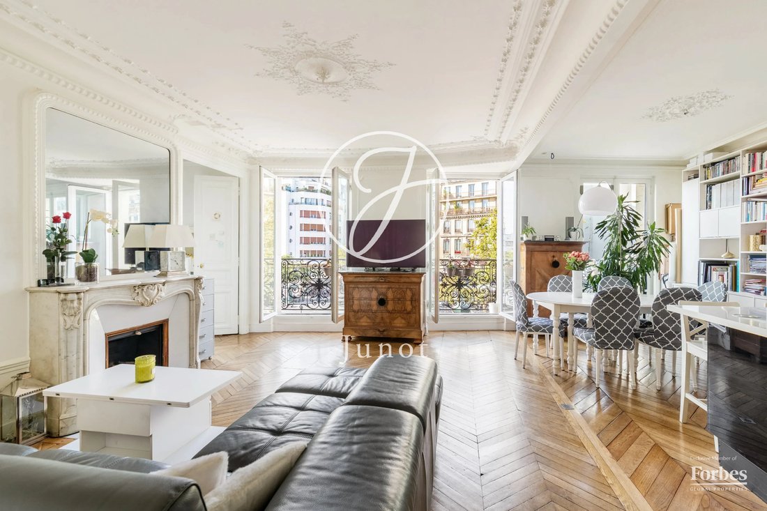 Wohnung in Europa, Paris 8e Arrondissement, Paris 5 - 19143355