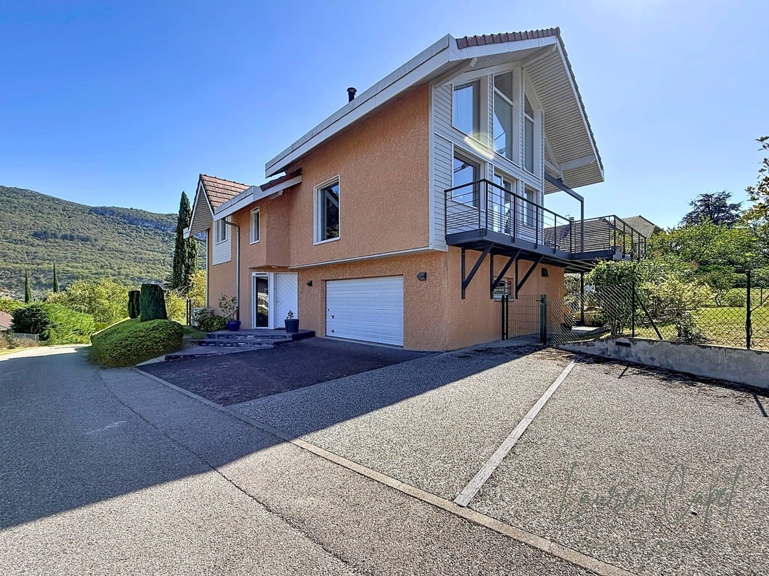 House in Brison-Saint-Innocent, Auvergne-Rhône-Alpes, France 1 - 19143194