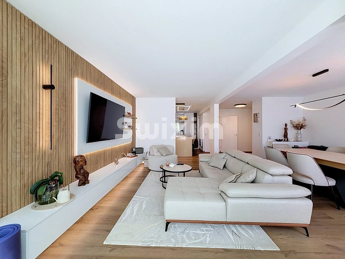 Apartment in Ferney-Voltaire, Auvergne-Rhône-Alpes, France 2 - 19143352