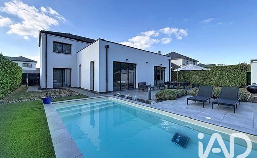 Haus in La Seille-Rive Gauche, Marly, Frankreich 1