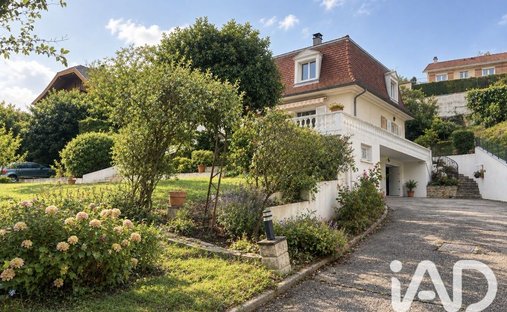 Casa a Solaize, Auvergne-Rodano-Alpi, Francia 1