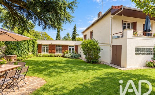Maison à Vitry-sur-Seine, Île-de-France, France 1