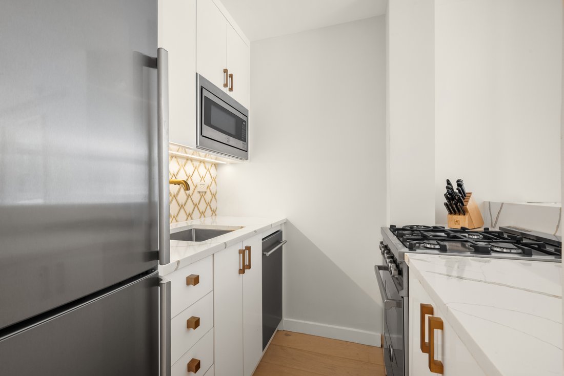 Co Op in New York, New York, United States 4 - 19143501