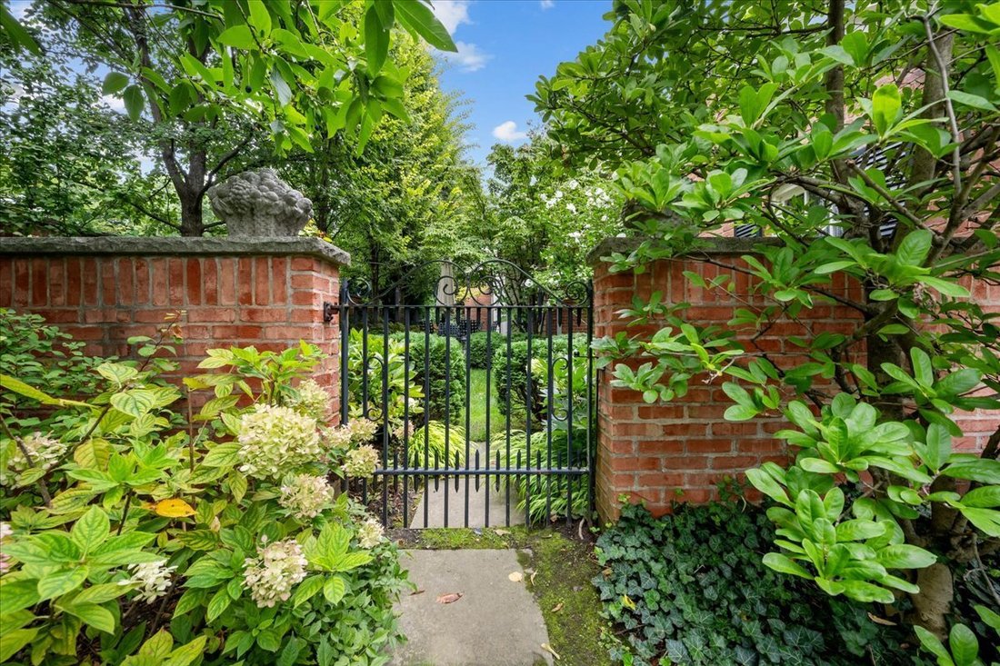 House in Winnetka, Illinois, United States 2 - 19143454