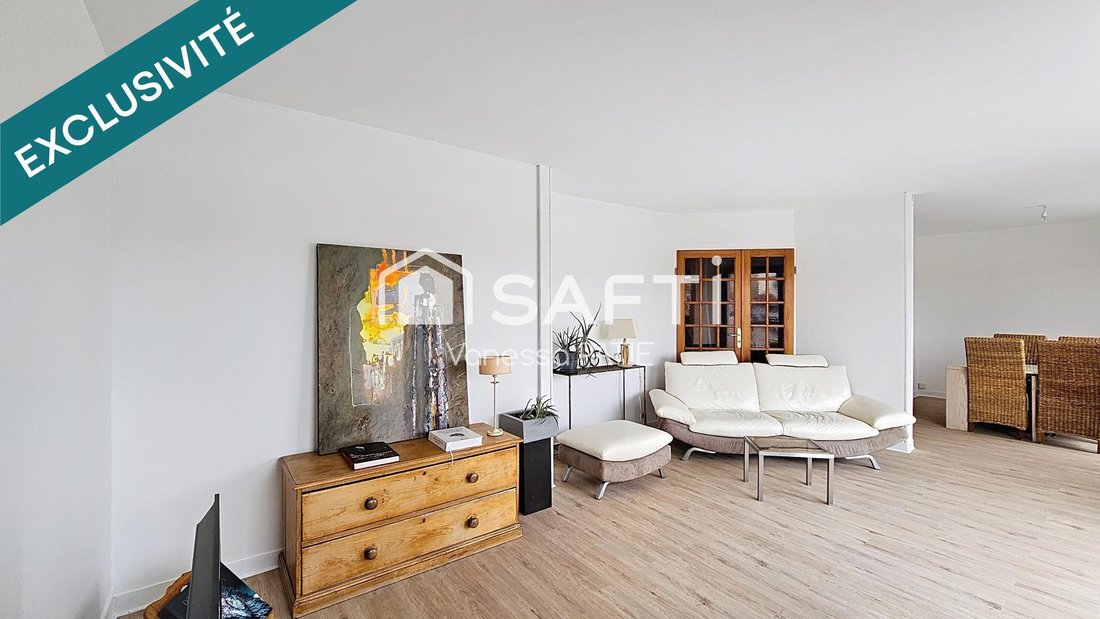 Apartment in Centre Ville-Sarments, Châtillon, France 4 - 18050649