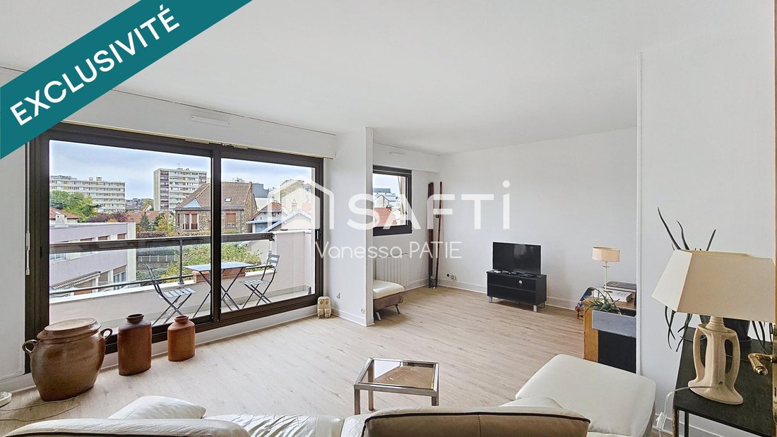 Apartment in Centre Ville-Sarments, Châtillon, France 1 - 18050649