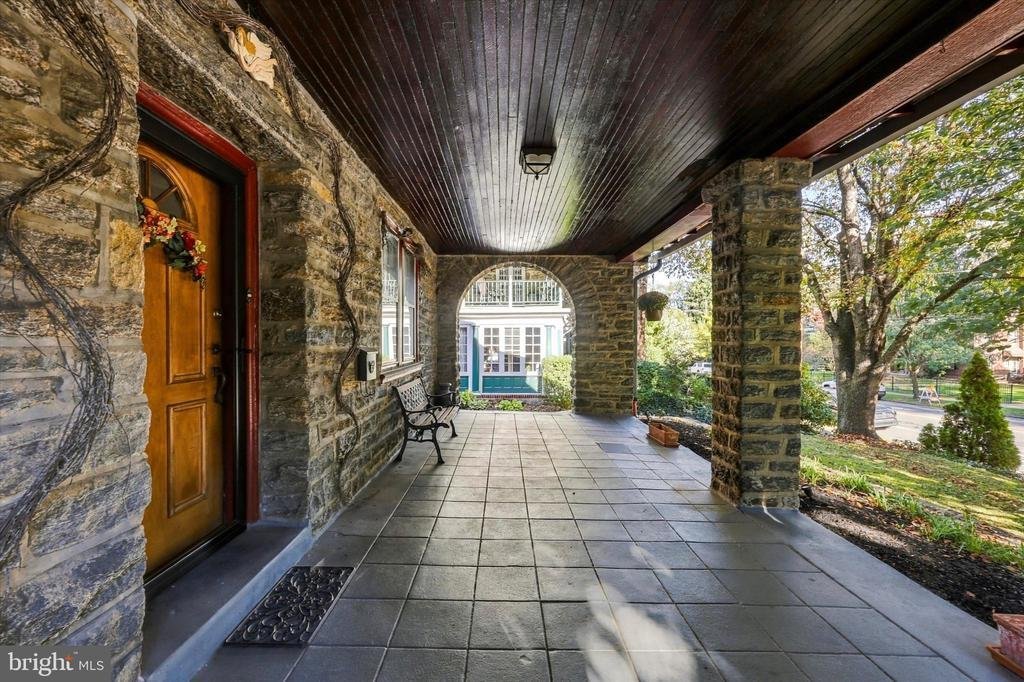 House in Philadelphia, Pennsylvania, United States 3 - 19143691
