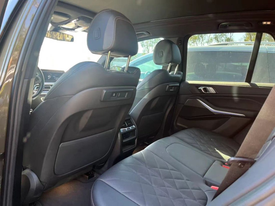 Suv in Costa Mesa, CA, United States 4 - 19143739