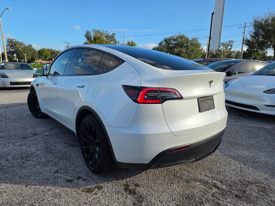 Suv in Lakeland, FL, United States 5 - 19143777