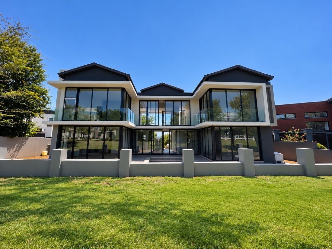 House in Copperleaf Golf and Country Estate, Centurion, South Africa 1 - 19143886