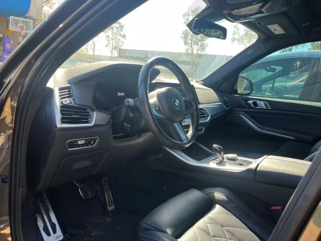 Suv in Costa Mesa, CA, United States 3 - 19143739