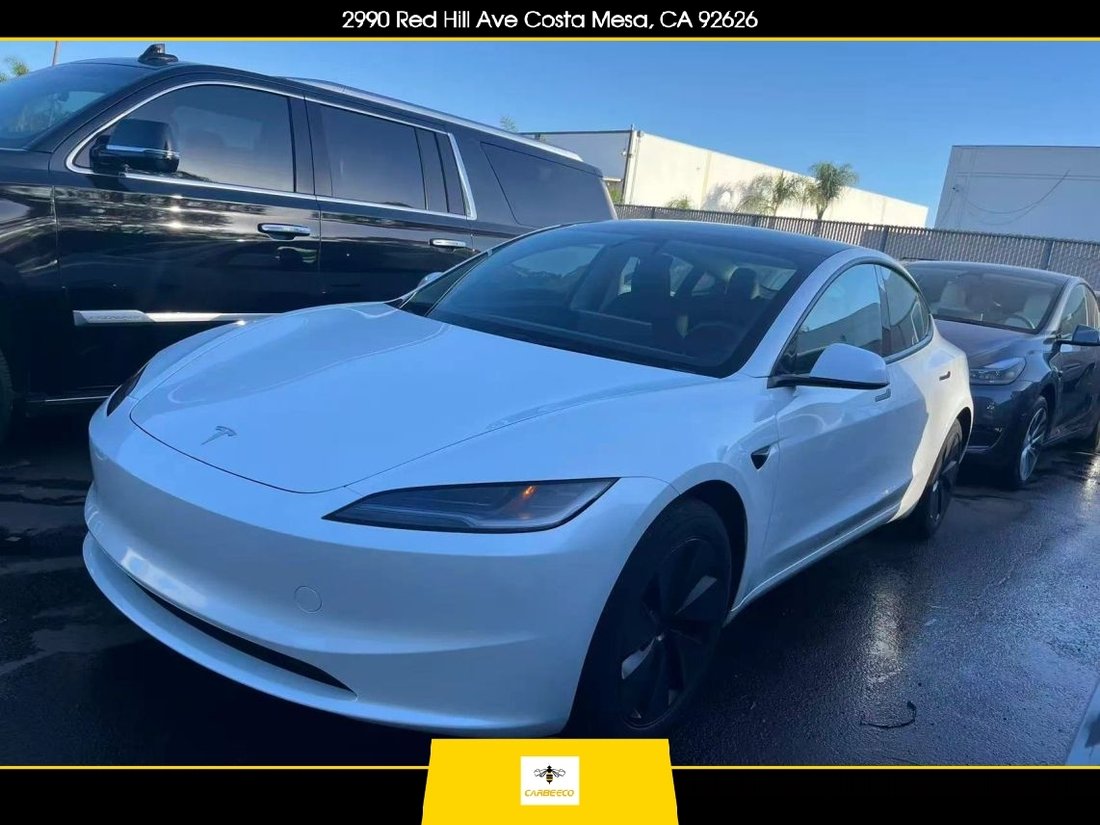 Sedan in Costa Mesa, CA, United States 1 - 19143766