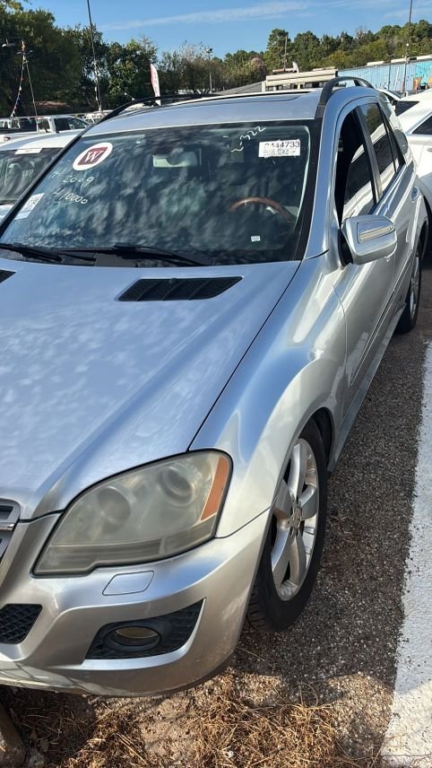 Suv in Houston, TX, United States 2 - 19143843