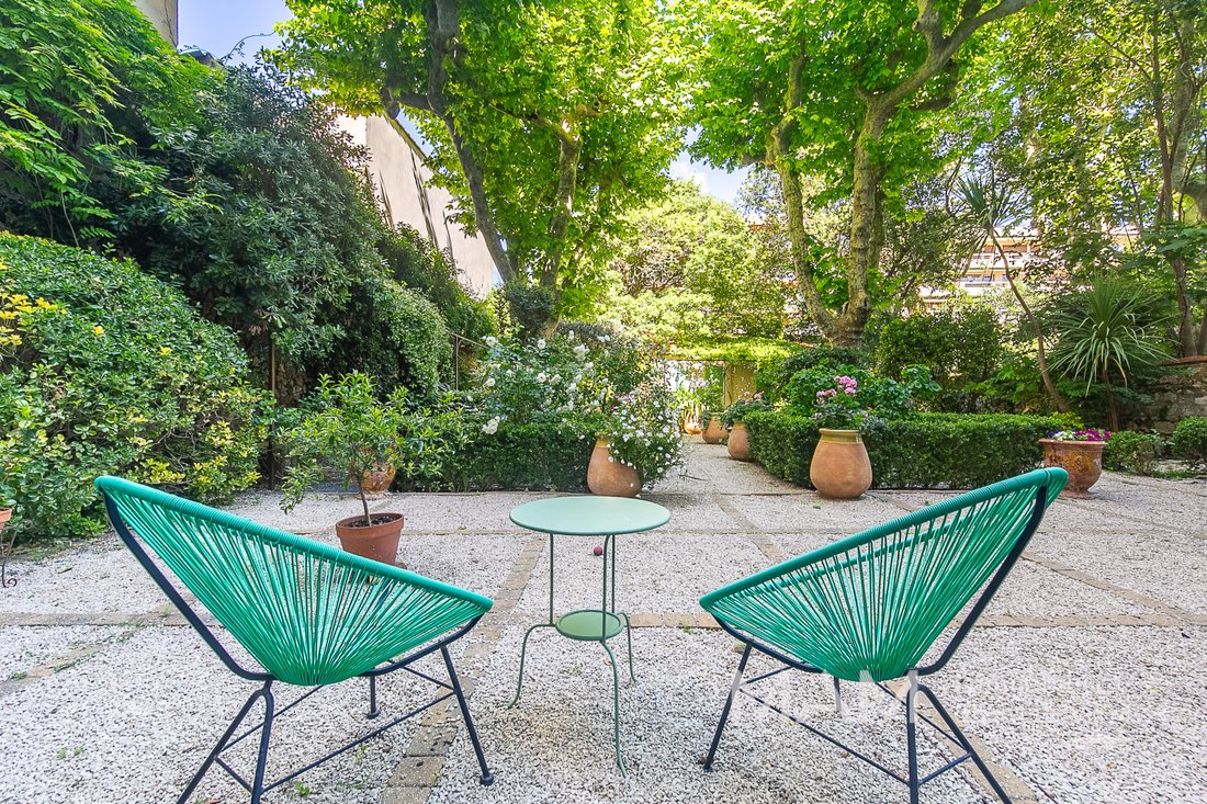 Apartment in Castellane, 6e Arrondissement, Marseille 5 - 17885039